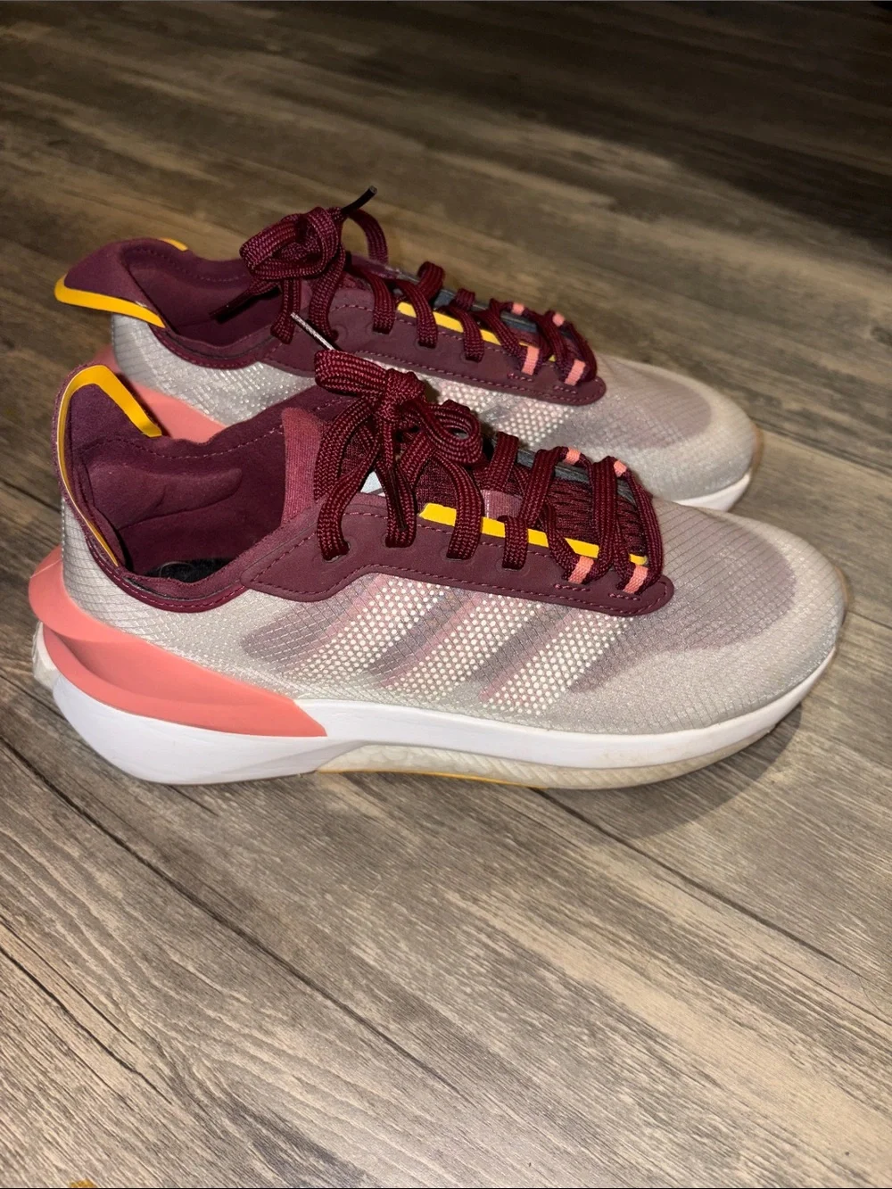 adidas Avryn 'Grey Shadow Red' - woman’s 8
